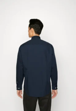 Pier One 3 Pack - Finskjorte - White/Light Blue/Dark Blue -Boutique mote herrebutikk 9c5bc8c34ea0415fb949ca66c8b6f9f0 scaled