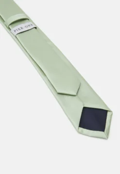 Pier One Set - Lommetørkle - Light Green -Boutique mote herrebutikk a17ef3c35063403596e54024ad639790 scaled