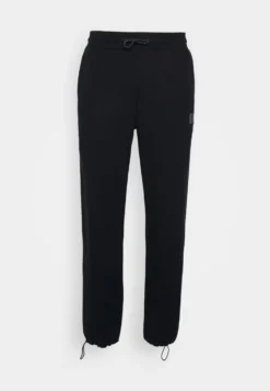 Pier One Joggebukse - Black -Boutique mote herrebutikk a1cdc81291724b838b4588611e5e0c70 scaled