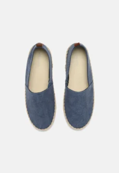 Pier One Rena Espadrille Unisex - Loafers - Blue -Boutique mote herrebutikk a712e8e1ca864c359ade29147a29a43e scaled