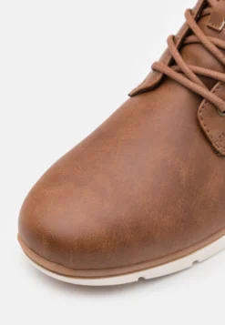 Pier One Høye Joggesko - Brown -Boutique mote herrebutikk aa296a84fae247d8a944fcc393c708e0 scaled