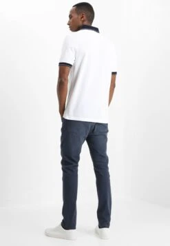 Pier One Coloured Baron - Jeans Slim Fit - Dark Blue -Boutique mote herrebutikk b125e3781eb6458e8b39dabe0da8f90b