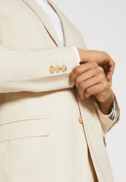 Pier One Set - Dress - Beige 18 Pier One Set - Dress - Beige -Boutique mote herrebutikk b13dc2b10e8e4c9bbd894336370ca6be scaled