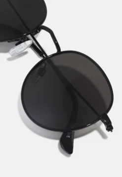 Pier One Unisex - Solbriller - Black -Boutique mote herrebutikk b469387762a7426f92df5455a51969cc scaled