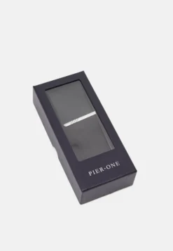 Pier One Set - Slips - Black -Boutique mote herrebutikk b6f134e0211046c2b37e1bc8ea8571a9 scaled