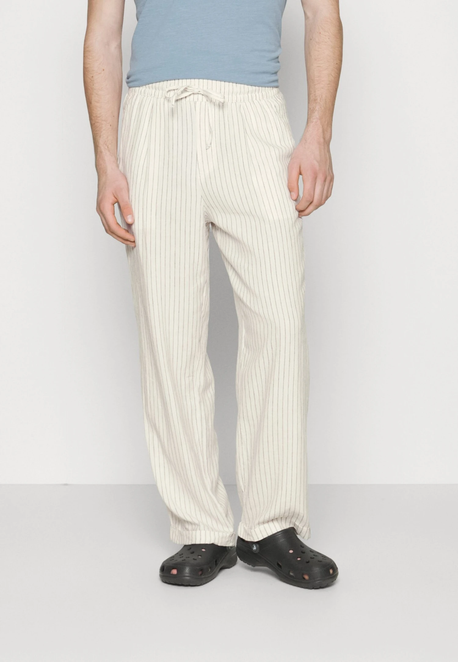 Pier One Drawcord Trousers Linen Blend - Bukse - Off-White 1 Pier One Drawcord Trousers Linen Blend - Bukse - Off-White