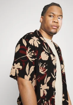 Pier One Skjorte - Black 9 Pier One Skjorte - Black -Boutique mote herrebutikk bc556c19bd39403db960f80d51943c83 scaled