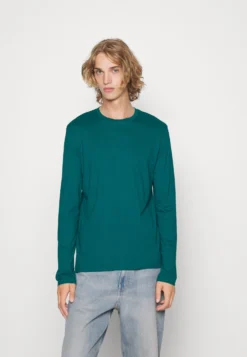 Pier One 5 Pack - Topper Langermet - White/Dark Blue/Black -Boutique mote herrebutikk beef28c7ef3c4b258c920dd186a4177c scaled