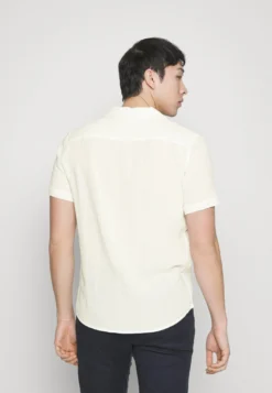 Pier One Skjorte - White -Boutique mote herrebutikk c043cf58e3a64910afa4dc57eeda0d65 scaled