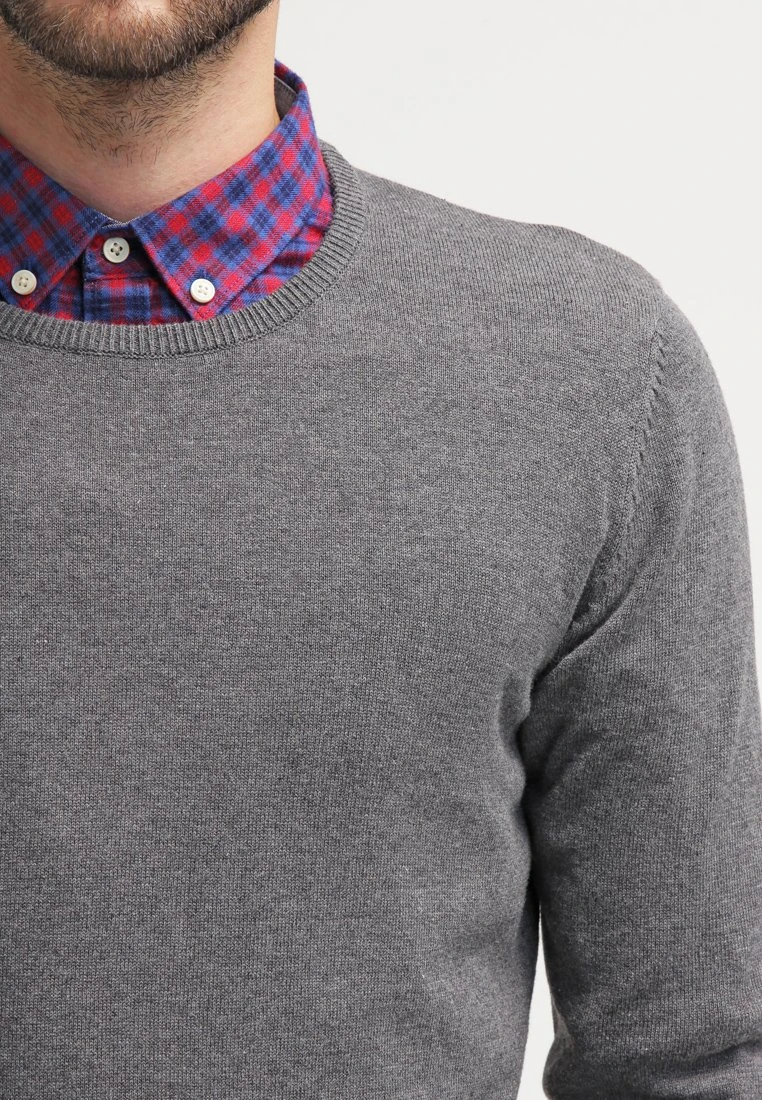 Pier One Basic Crewneck - Strikkegenser - Dark Grey Melange 4 Pier One Basic Crewneck - Strikkegenser - Dark Grey Melange - Bilde 4