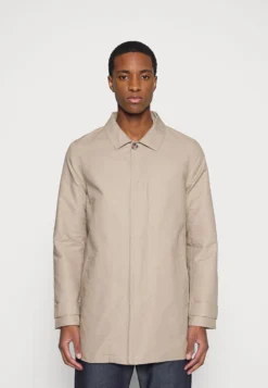 Pier One Commuter Coat- Kort Kåpe / Frakk - Tan