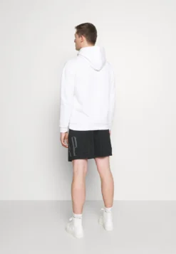 Pier One 2 Pack - Hoodie - White/Black -Boutique mote herrebutikk c4fb3b4eba4245c9a0c0a3ac810958a5 scaled