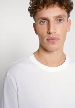 Pier One 5 Pack - Topper Langermet - Blue/White/Beige/Olive -Boutique mote herrebutikk c691fd82e50d480ea304700c5a397671 scaled