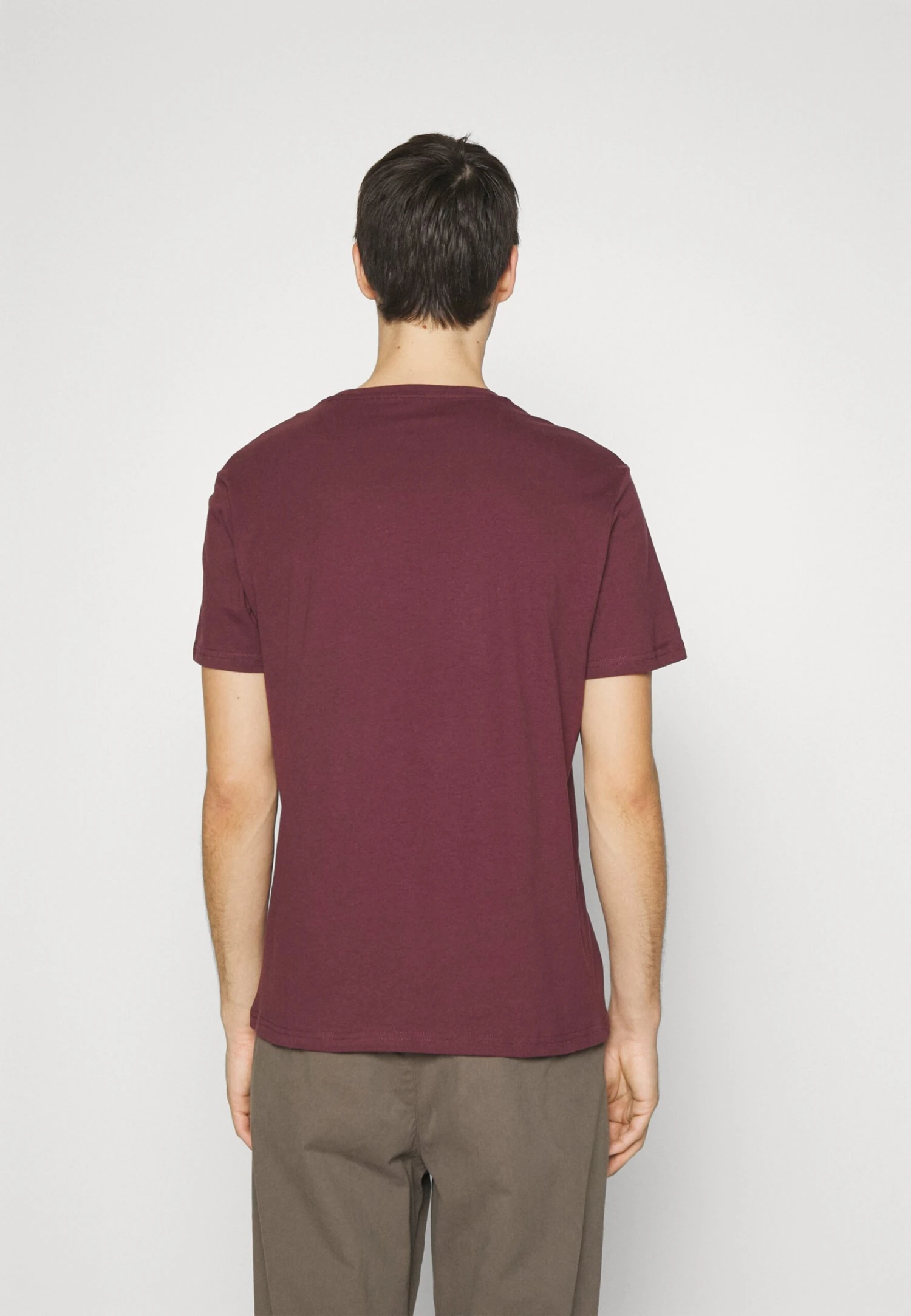 Pier One 5 Pack - T-Shirts - Black/White/Dark Blue 3 Pier One 5 Pack - T-Shirts - Black/White/Dark Blue - Bilde 3