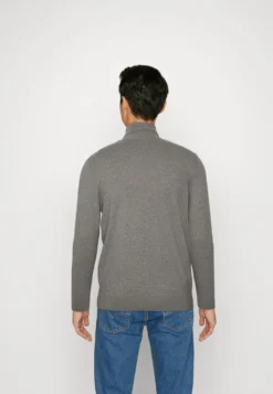 Pier One 3 Pack - Strikkegenser - Dark Blue/Black/Grey -Boutique mote herrebutikk cb9d1f60ff0f4dbe8bd31ba3c9613748 scaled