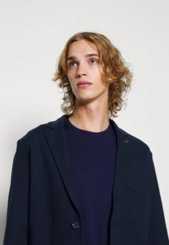 Pier One Dressjakke - Dark Blue -Boutique mote herrebutikk cd2e2a89aa6d4666ba0a5d102d076303 scaled