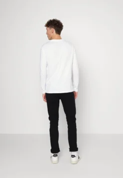 Pier One 5 Pack - Topper Langermet - Blue/White/Beige/Olive -Boutique mote herrebutikk d1833c29973340559f27edfb4ba1f187 scaled