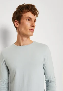 Pier One 2 Pack - Topper Langermet - Light Blue/Dark Blue 10 Pier One 2 Pack - Topper Langermet - Light Blue/Dark Blue -Boutique mote herrebutikk d315311a1b6348f89442cc5ec2361513 scaled