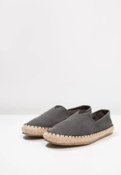 Pier One Loafers - Grey 8 Pier One Loafers - Grey -Boutique mote herrebutikk d3f6d93cf6a84c038fa1e85511b70aa4