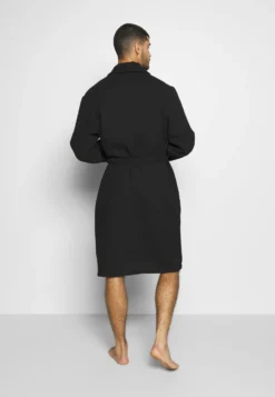 Pier One Badekåpe - Lack -Boutique mote herrebutikk d614789e87404273b6304883ac5a35bf scaled