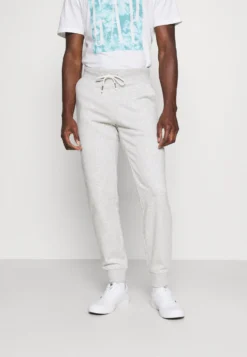 Pier One 3 Pack - Joggebukse - Mottled Light Grey/Mottled Dark Blue/Black 12 Pier One 3 Pack - Joggebukse - Mottled Light Grey/Mottled Dark Blue/Black -Boutique mote herrebutikk d679c40ba0d14e65a4301cbba3b7065f scaled