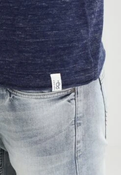 Pier One Strikkegenser - Mottled Blue -Boutique mote herrebutikk d87da18a0a214c9b9af32e115f9e3da4