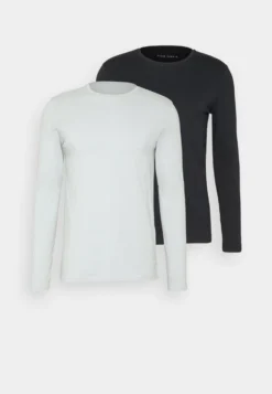 Pier One 2 Pack - Topper Langermet - Light Blue/Dark Blue 11 Pier One 2 Pack - Topper Langermet - Light Blue/Dark Blue -Boutique mote herrebutikk dc80738cde5f4337a9bcdc73cf9d8dc9 scaled