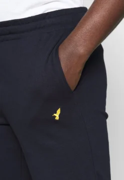 Pier One Joggebukse - Dark Blue -Boutique mote herrebutikk de2439e9cbb34e0e8fe85351c08d1bcc scaled