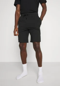 Pier One 3 Pack - Pyjamasbukse - Black/Mottled Dark Grey/Red -Boutique mote herrebutikk df5392693ae34fbcbd75bdfbc8faa1bc scaled