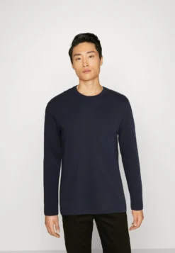 Pier One 5 Pack - Topper Langermet - Tan/Light Blue/White -Boutique mote herrebutikk eb35c2f9bde640c393e7a9f3294790ba scaled