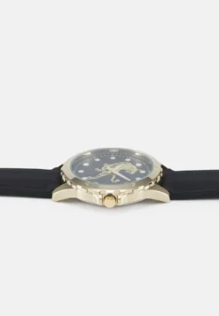 Pier One Unisex - Klokke - Black/Gold-Coloured -Boutique mote herrebutikk ed19f589c477427f837a78c8d3b27511 scaled