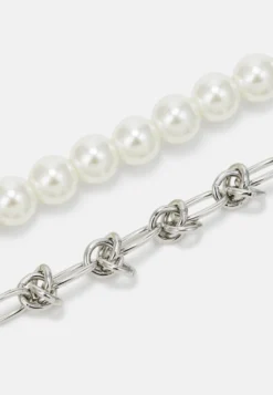 Pier One 2 Pack Unisex - Smykke - Silver -Boutique mote herrebutikk f0386c66f33643f9a20dceab9586d469 scaled