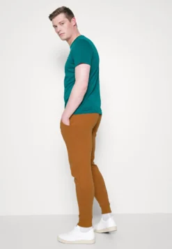 Pier One Joggebukse - Camel -Boutique mote herrebutikk f1f9ec166d6a45e0ae1358f9bdd8a189 scaled