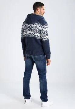 Pier One Cardigan - Blue Melange -Boutique mote herrebutikk f3f8c271a4454e30b38f10a6ee6d12a9