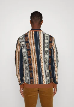 Pier One Strikkegenser - Multi-Coloured -Boutique mote herrebutikk f748f0e4c3a54b2bbc9b26b9f2c2b4f6 scaled