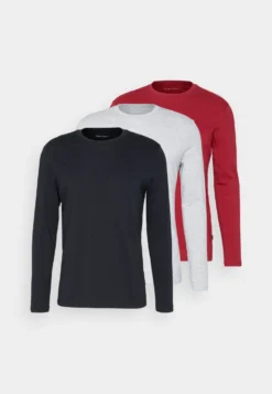 Pier One Topper Langermet - Red/Dark Blue/Mottled Light Grey -Boutique mote herrebutikk f87cd68289264ca7b167b087cae30c53 scaled