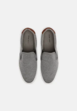 Pier One Unisex - Slippers - Dark Grey -Boutique mote herrebutikk fd4006995ad74583bd5d996537dcc72b scaled